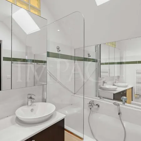 Ref 1994 - Croisette - 5 Mins To The Palais Apartman Cannes