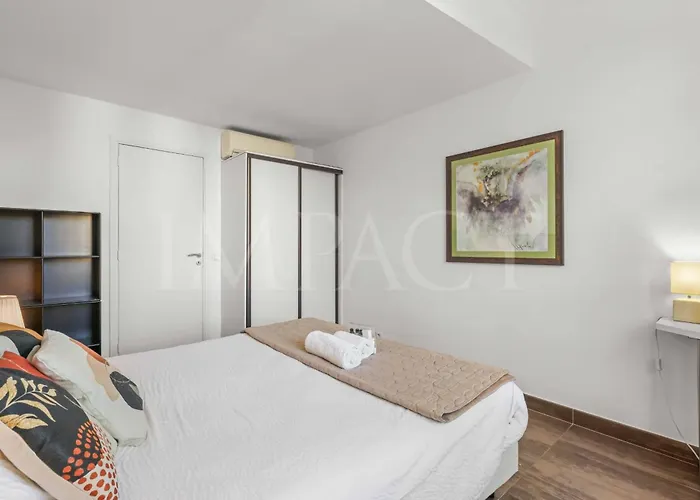 Ref 1994 - Croisette - 5 Mins To The Palais Apartment *