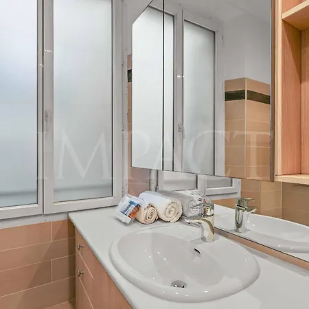 Apartamento Ref 1994 - Croisette - 5 Mins To The Palais *